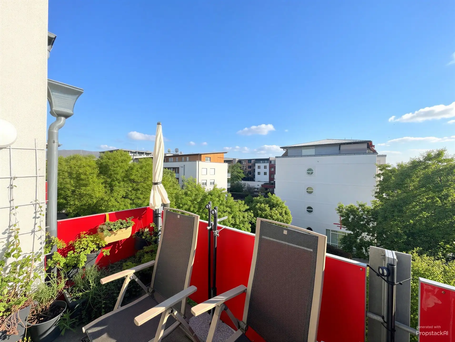 Beliebtes Freiburg-Rieselfeld | 4-Zimmer-Wohnung mit 82 m², 2 Balkonen & Tiefgarage