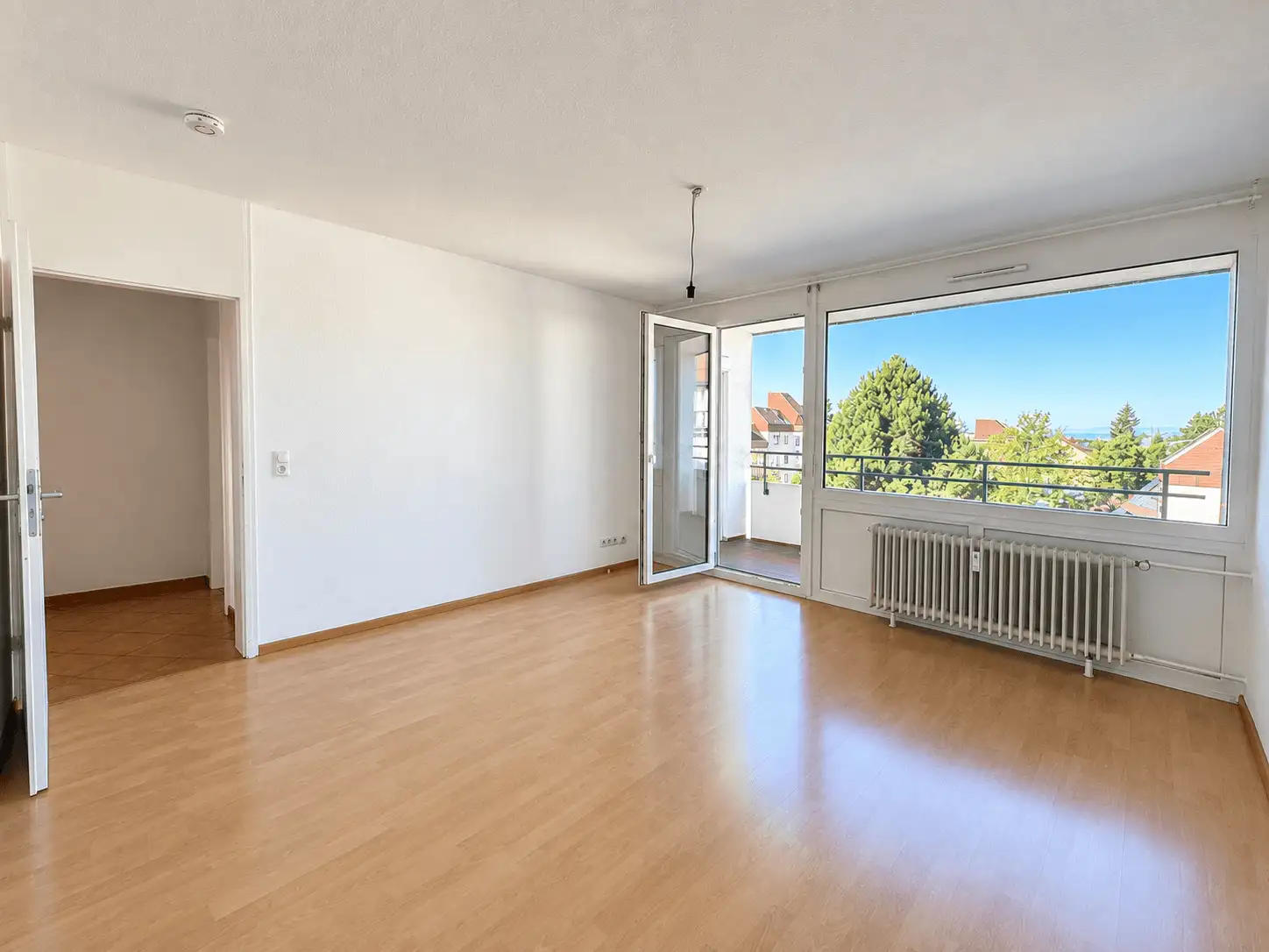 Provisionsfrei: 2-Zimmer-Wohnung im 4. Obergeschoss mit Balkon